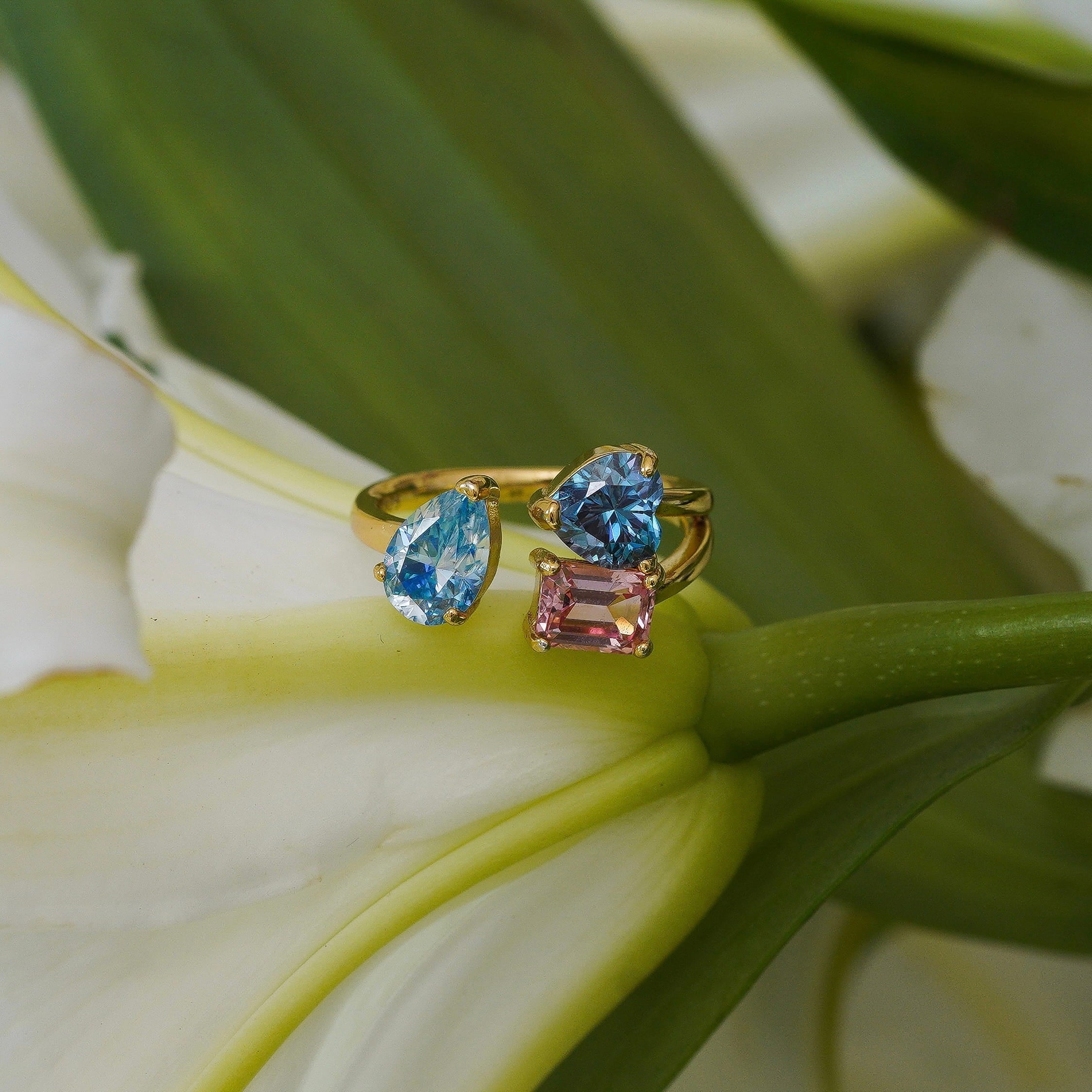 Mira Three-Stone Ring