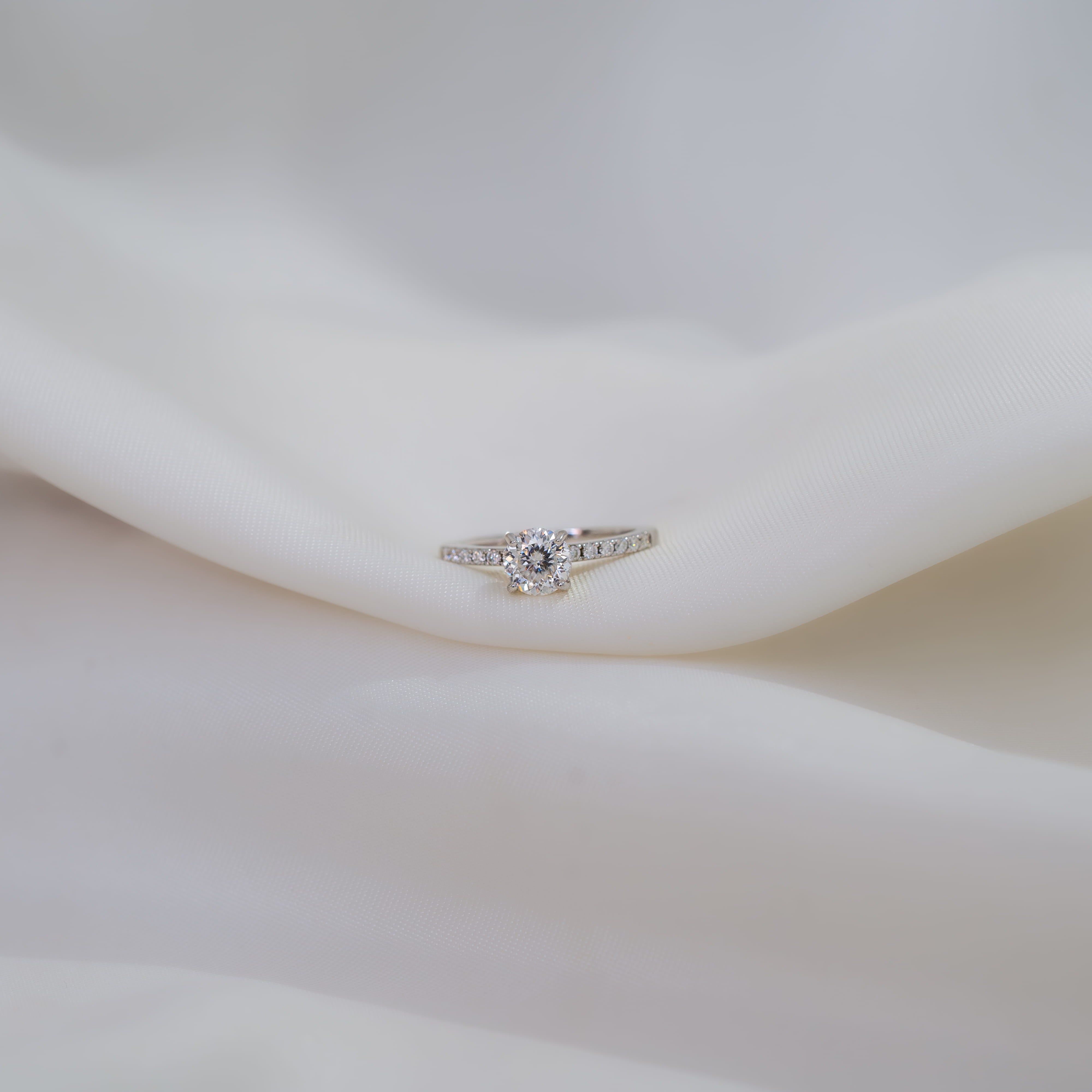 Clementine Pavé Ring (100-Flowers)