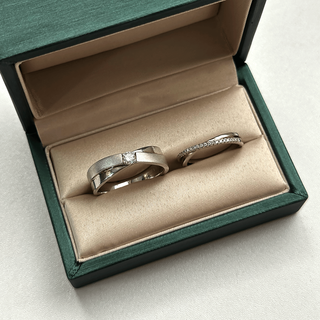 Eris Couple Ring