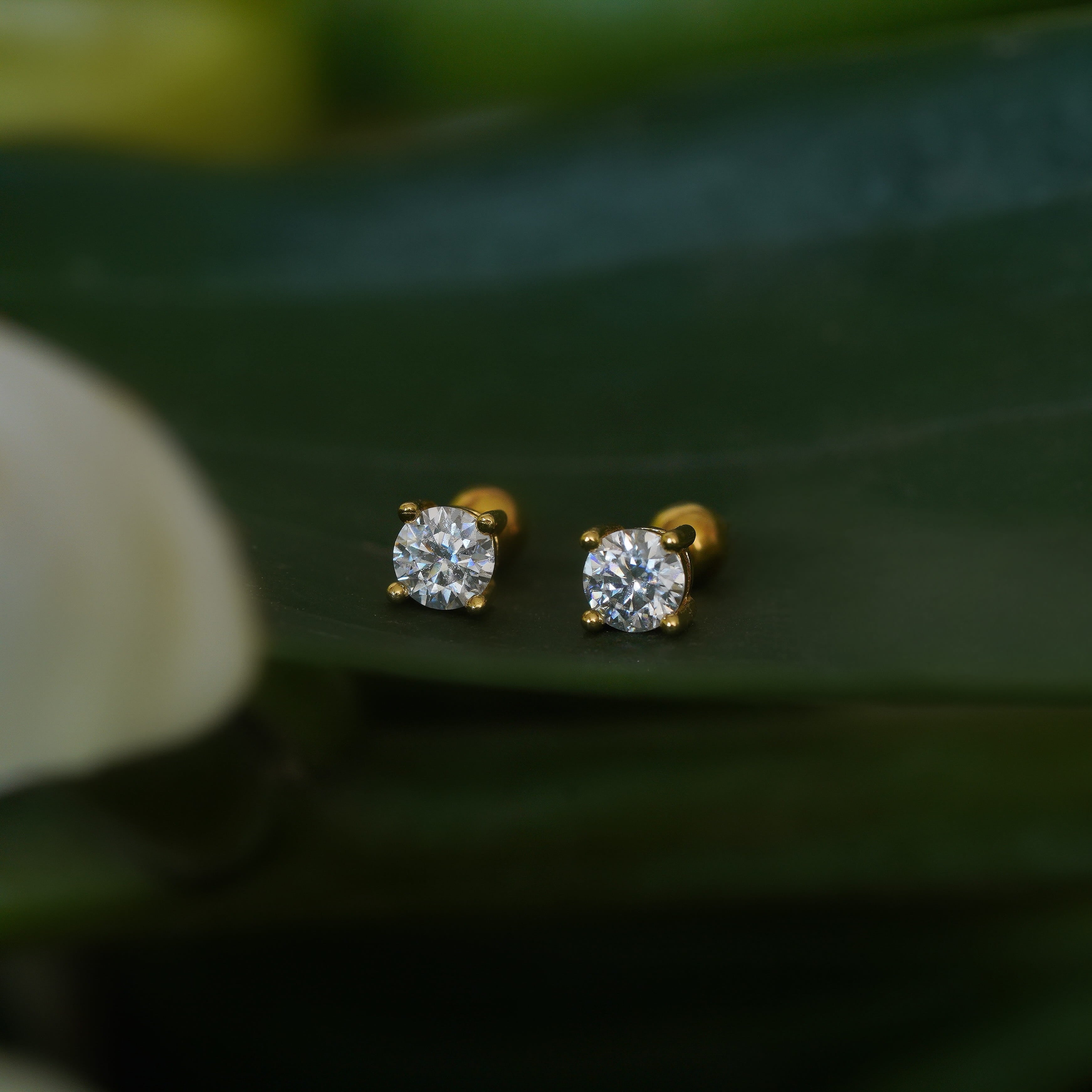 Round Screw Back Earrings