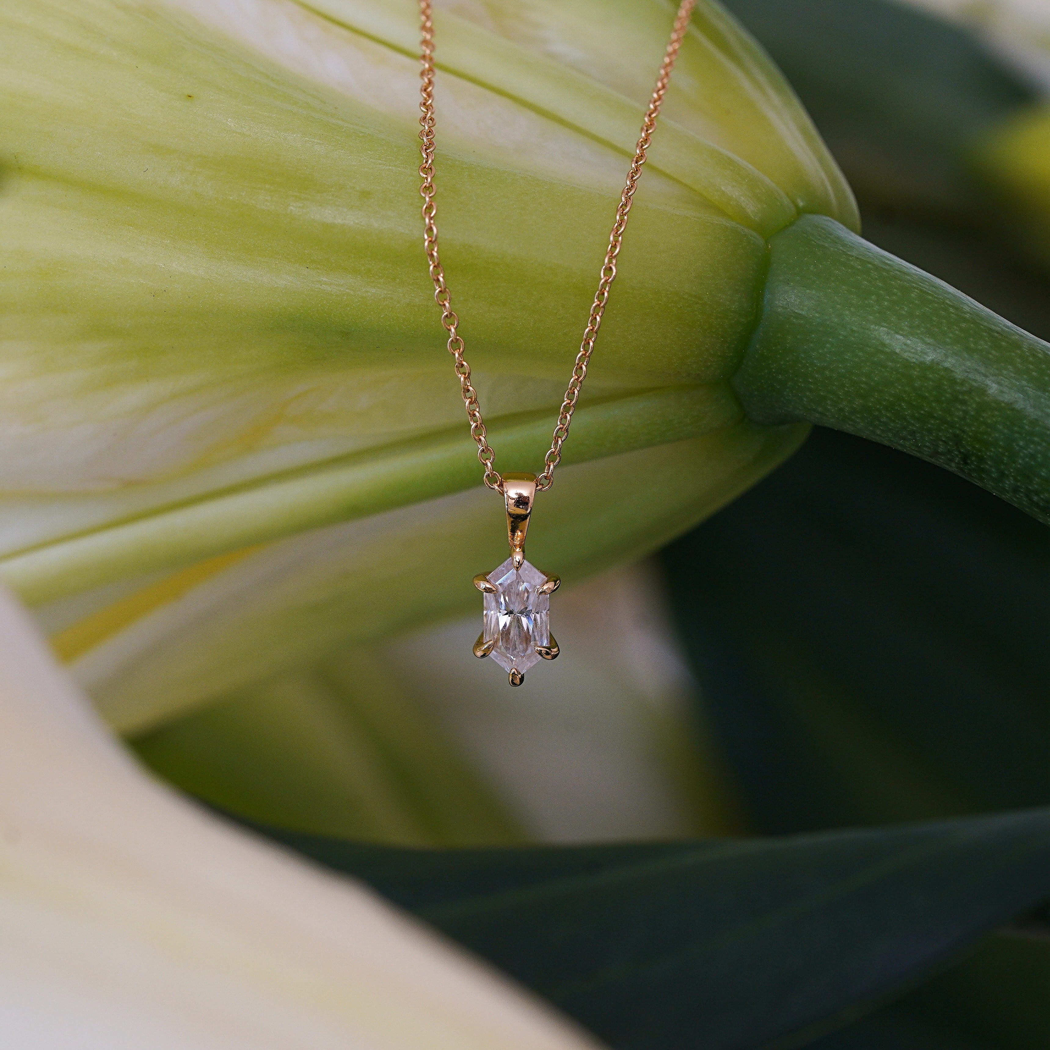 Estera Dutch Marquise Necklace