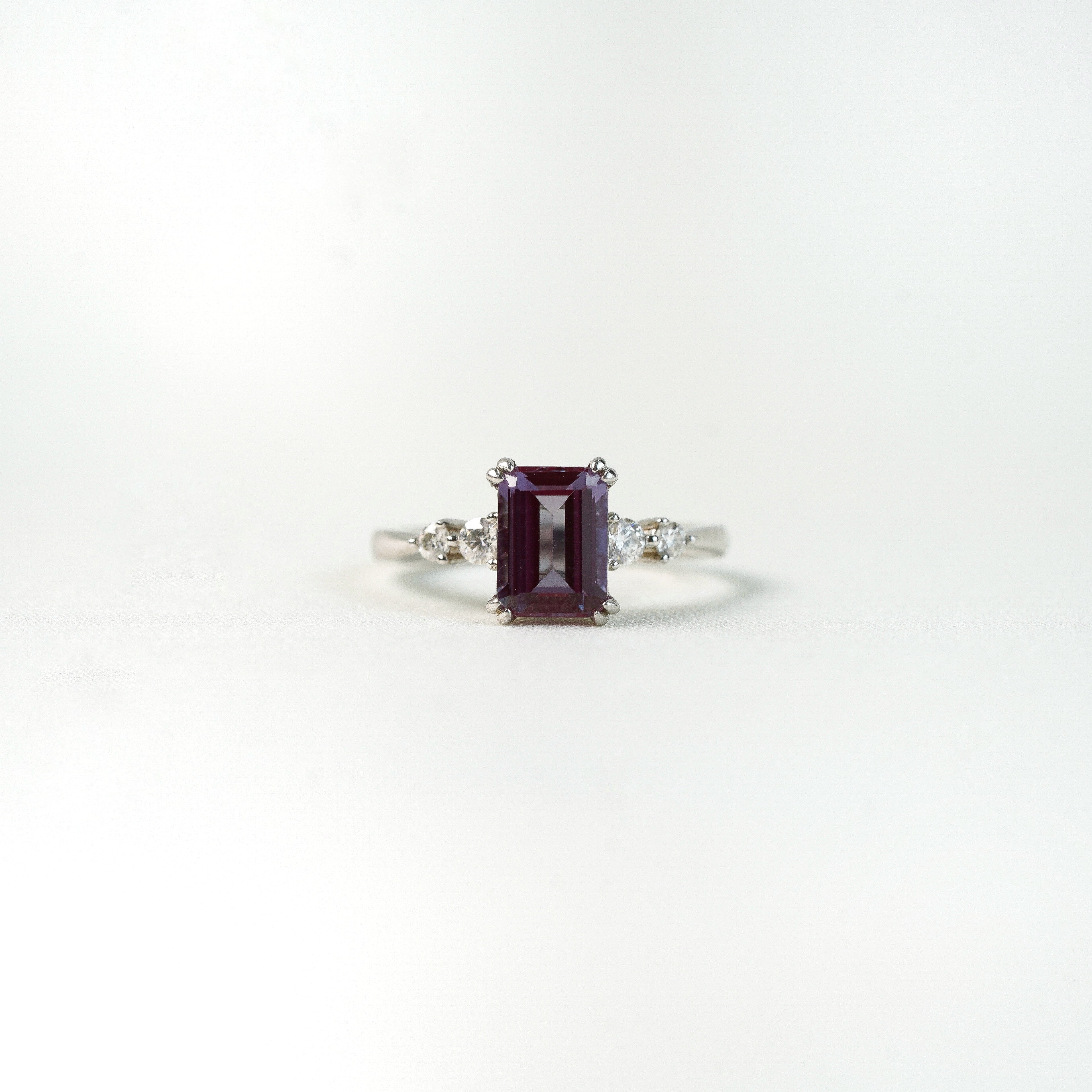 Esme Emerald Cut Ring (Alexandrite)