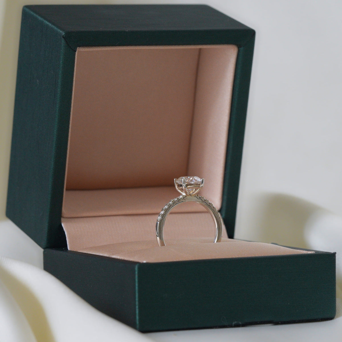 Round Pavé Ring