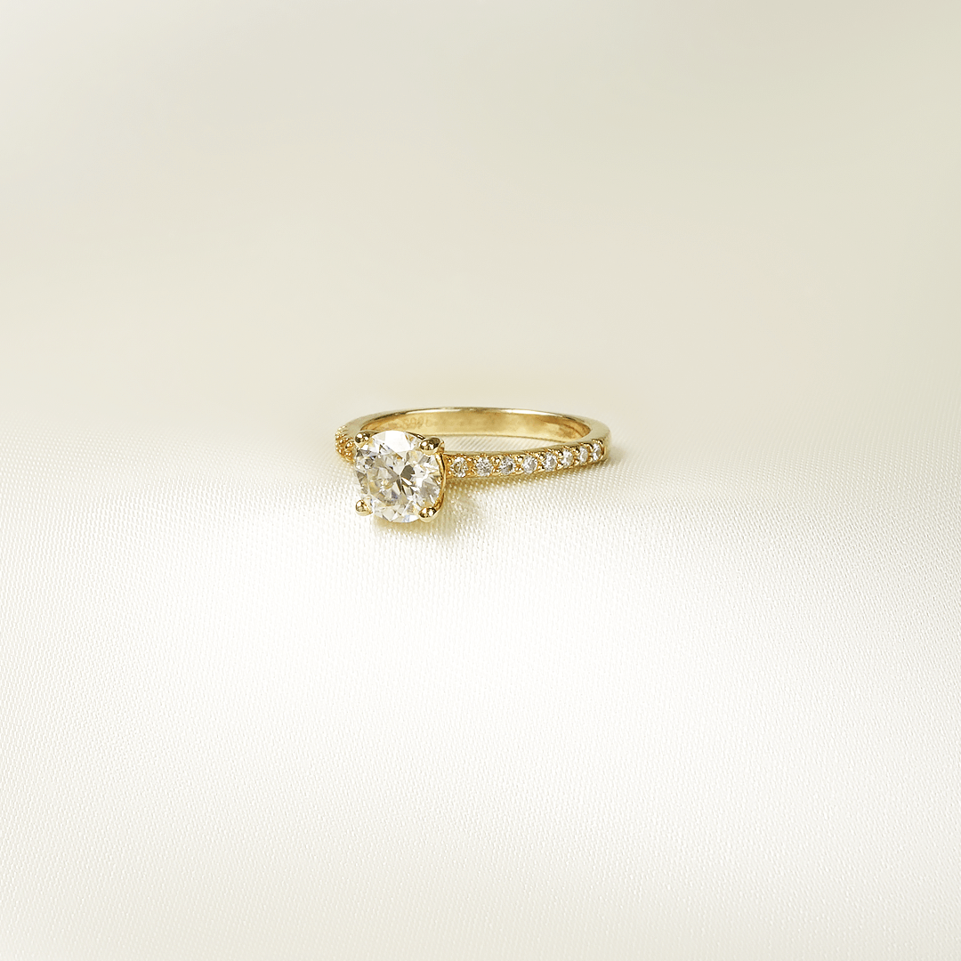 Round Pavé Ring