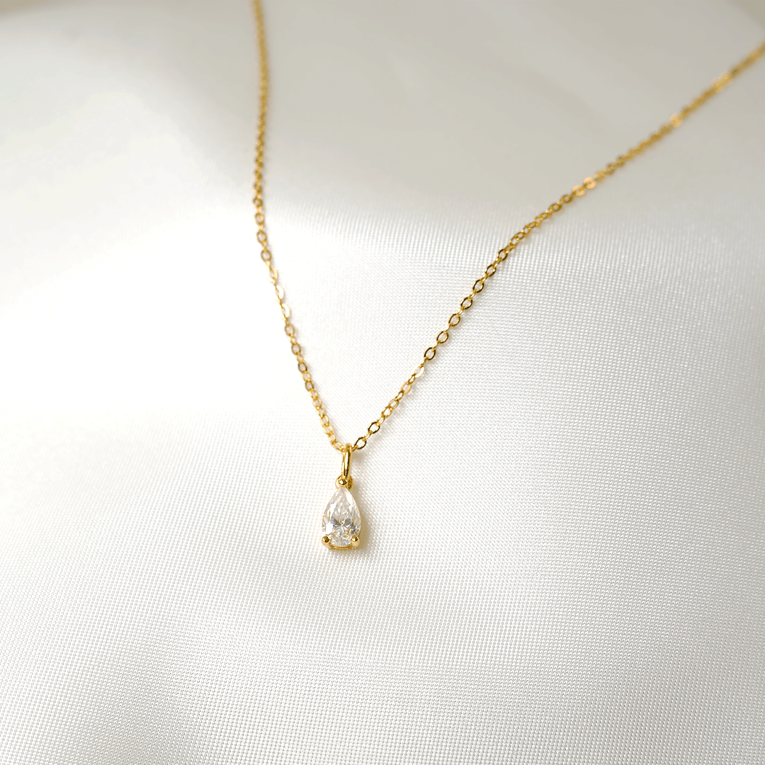 Talia Pear Classic Necklace