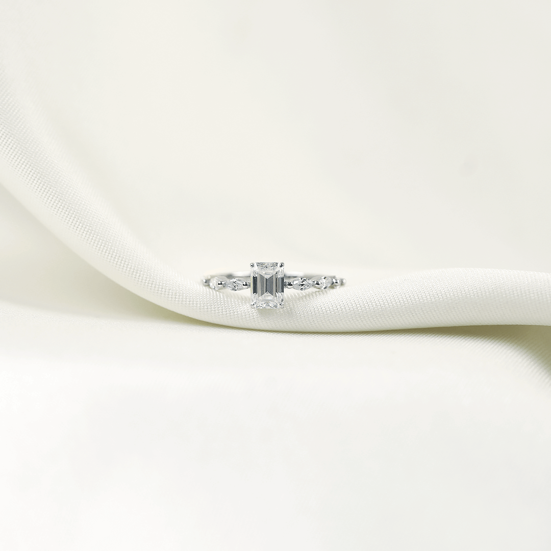 Zerelle Emerald Pavé Ring