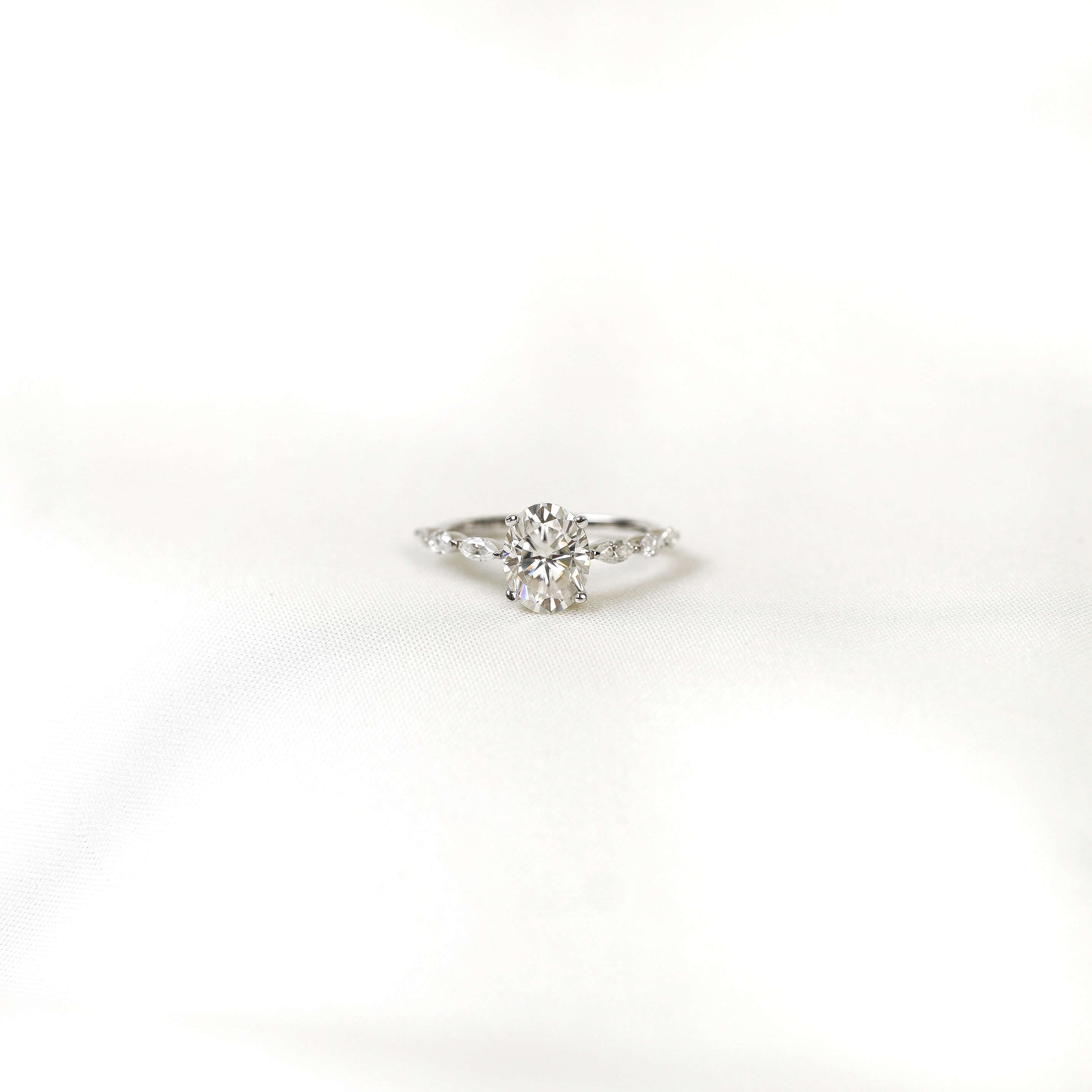 Zerelle Oval Pavé Ring