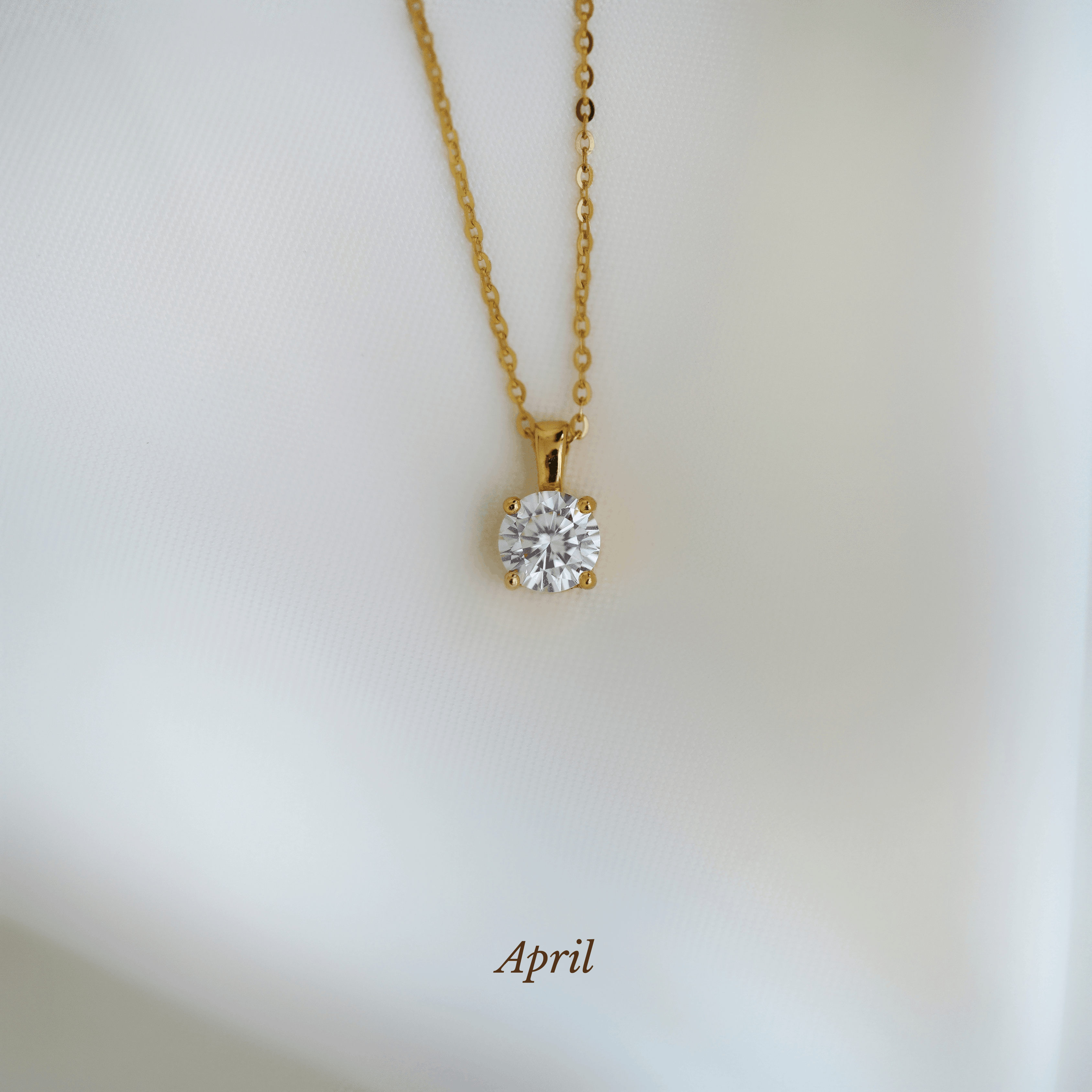 Caro Birthstone Round Necklace