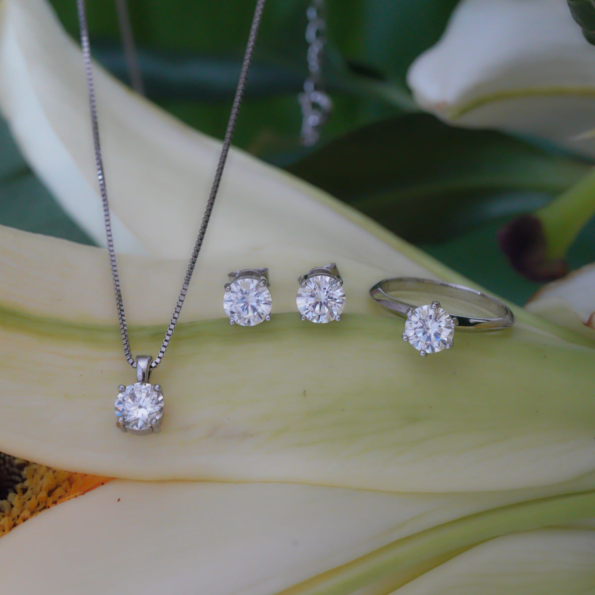 Adhara 1 Carat Set