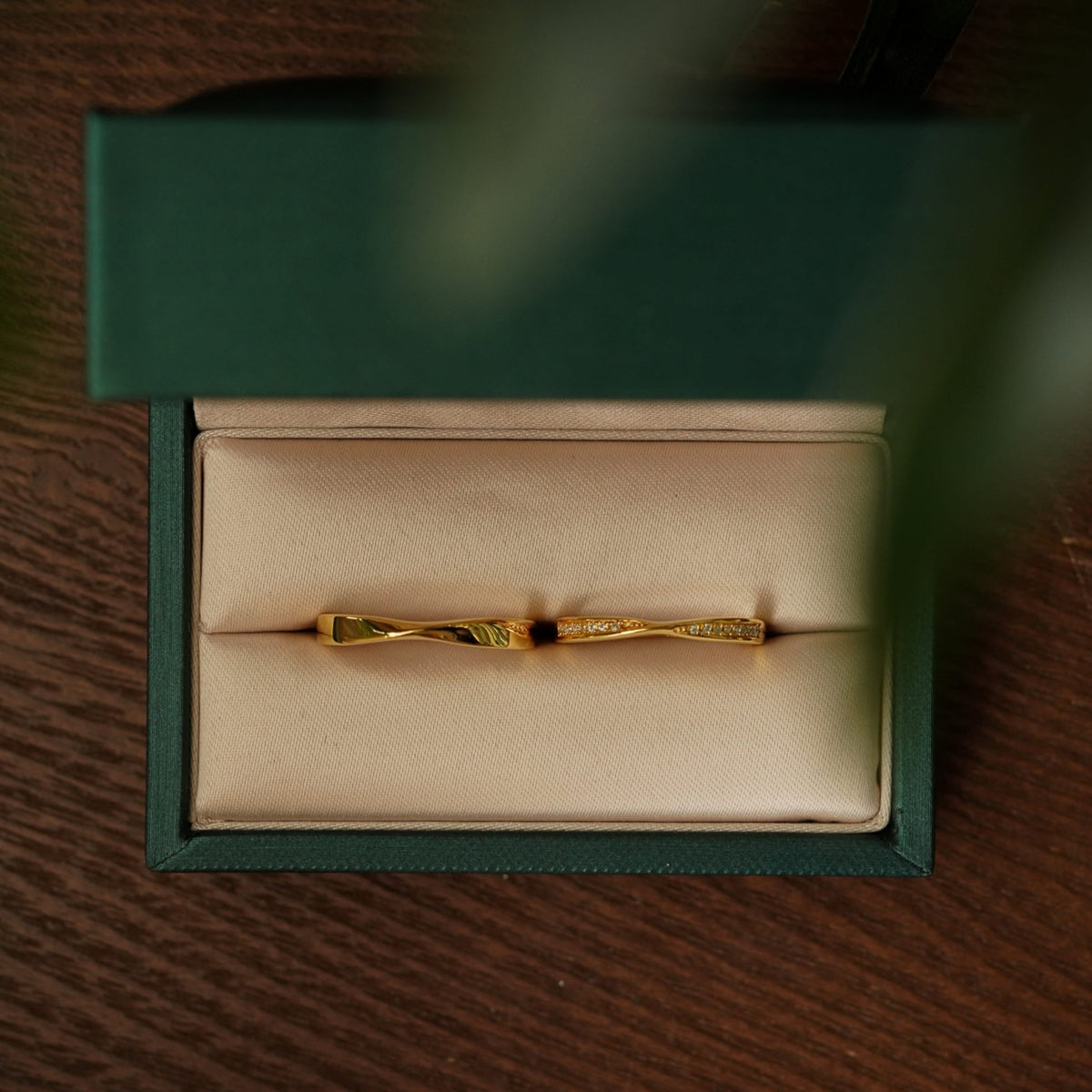 Callisto Couple Ring