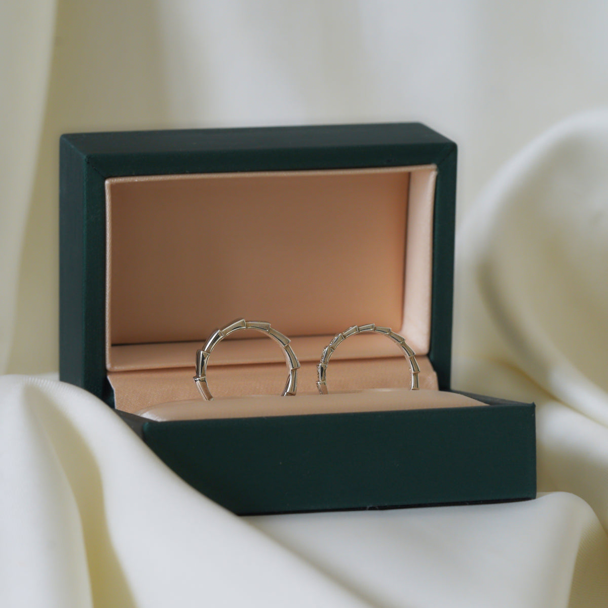 Serpens Couple Ring