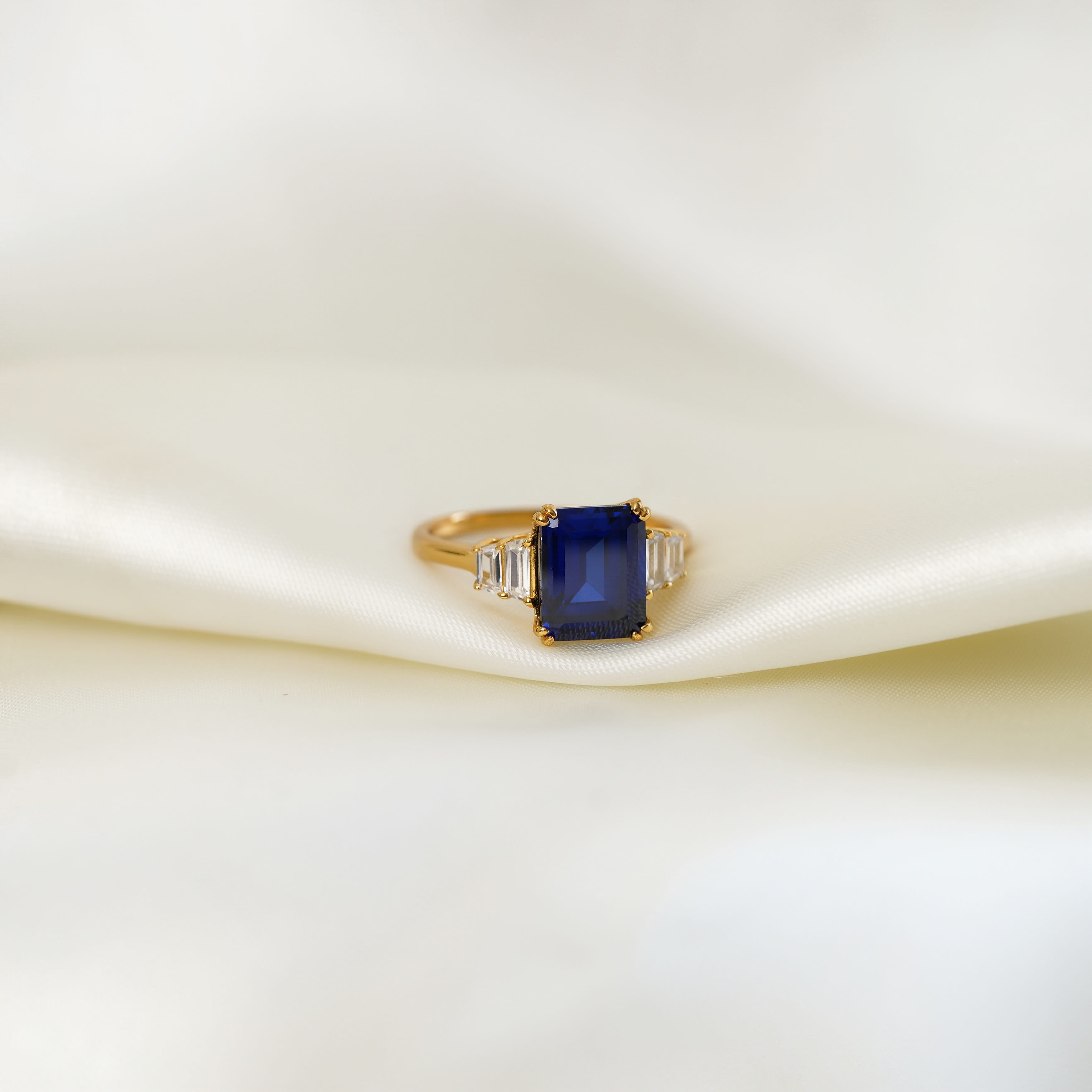 Artemis Sapphire Ring