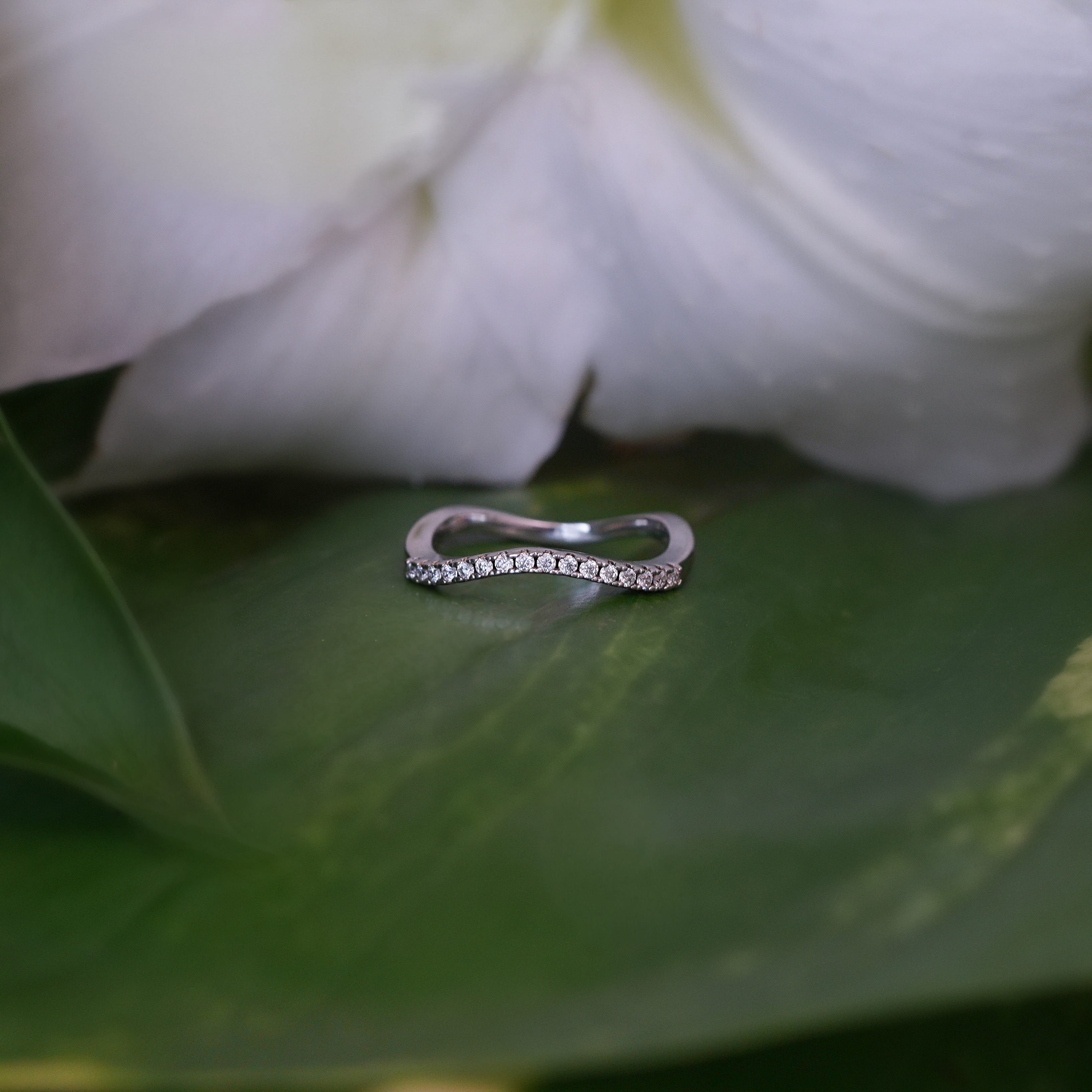 Thalassa Wave Ring