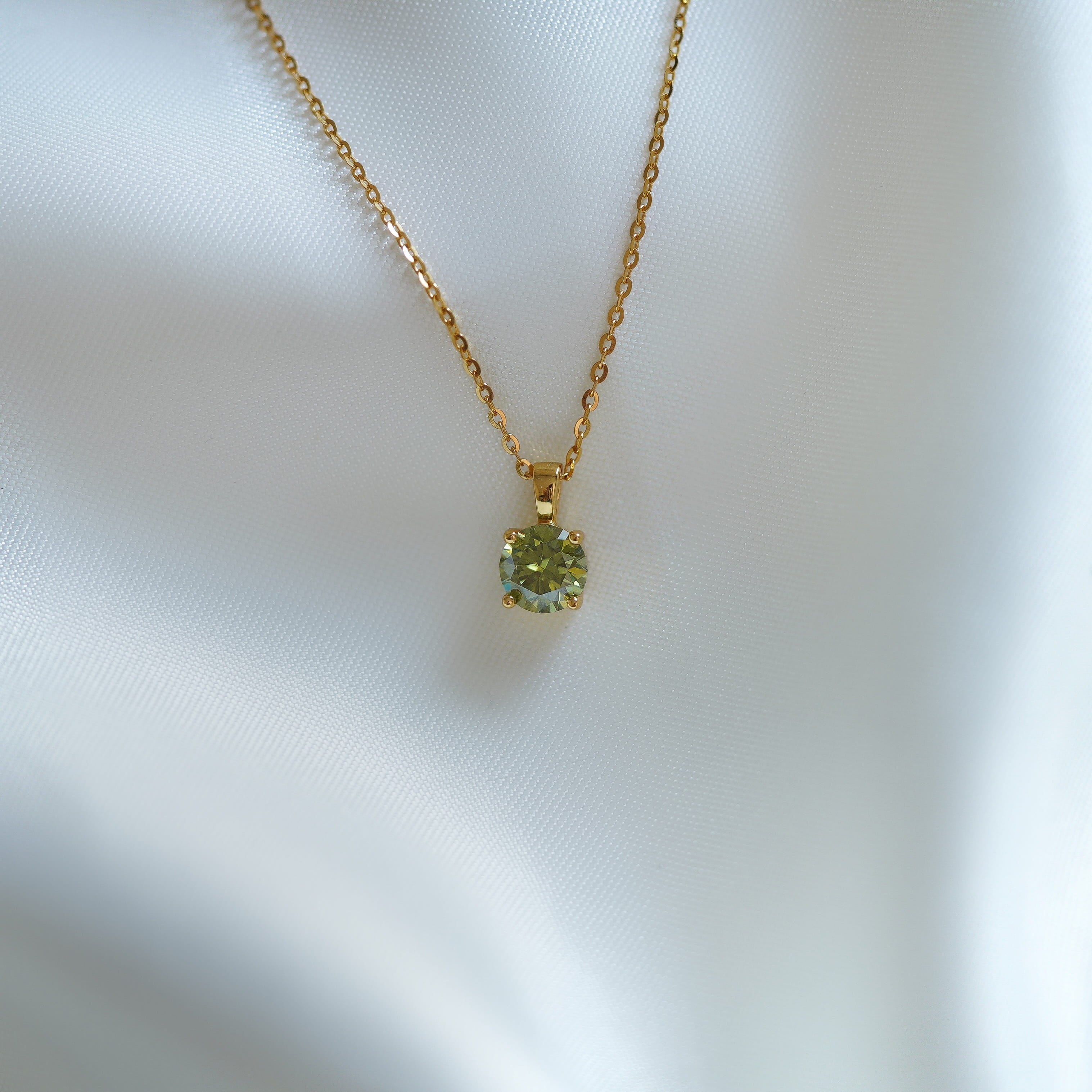 Caro Birthstone Round Necklace