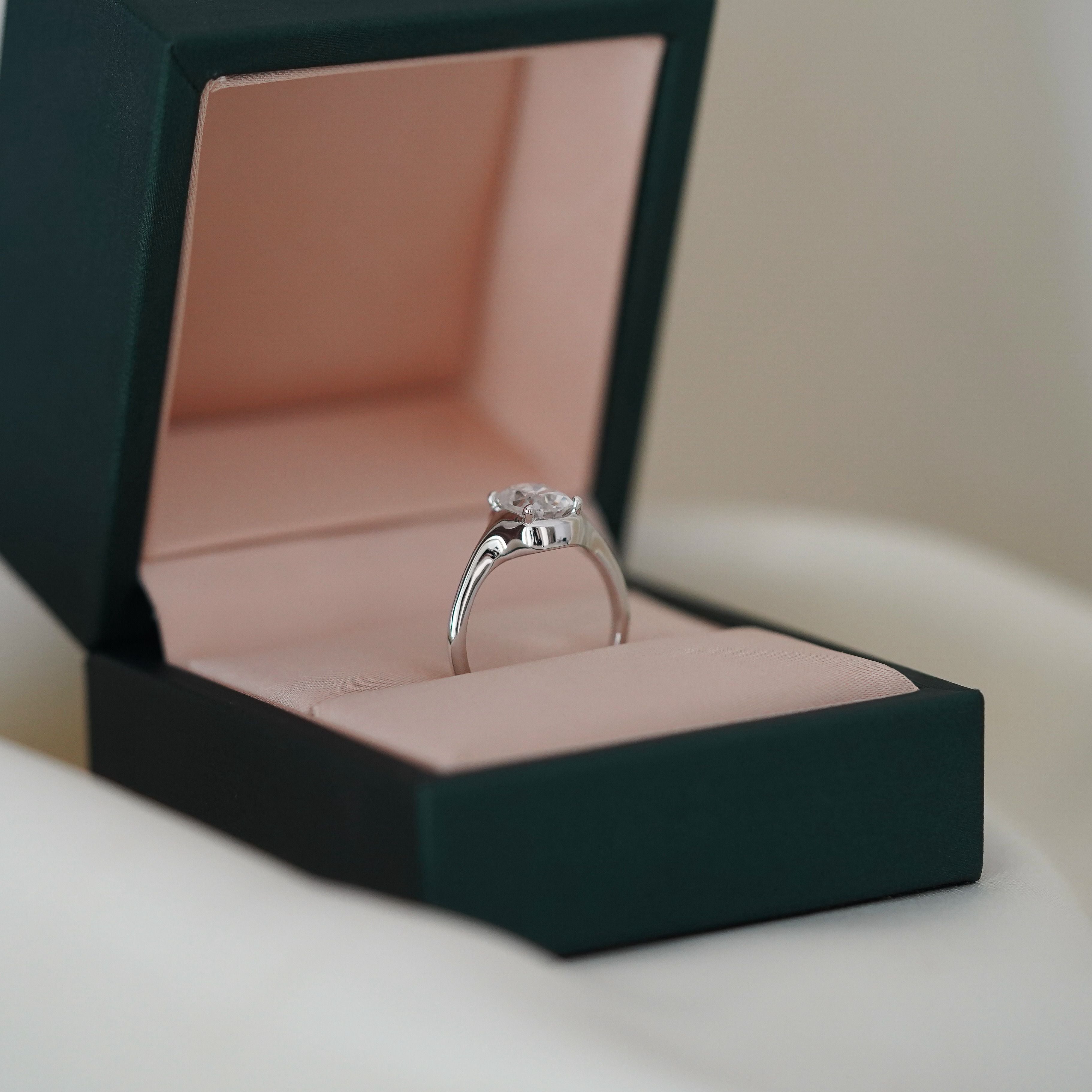 Talisée Cushion Ring