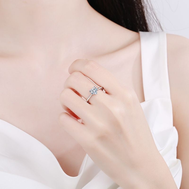 Valentina Heart Solitaire Ring