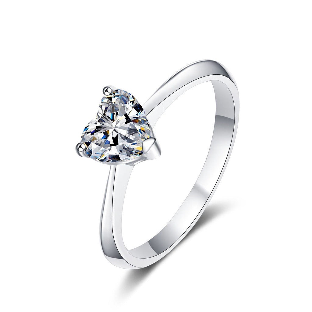 Valentina Heart Solitaire Ring