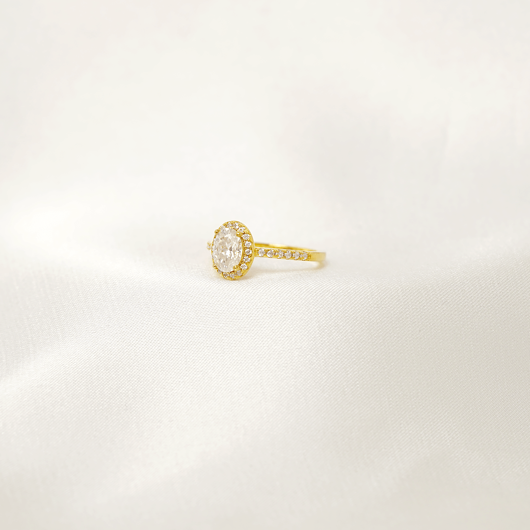 Oval Halo Pavé Ring