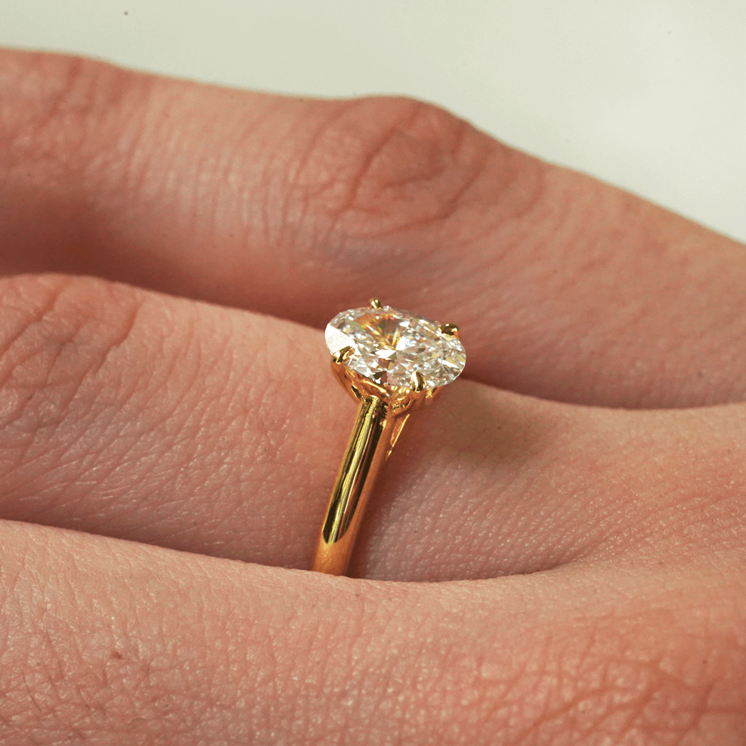 Petal Cathedral Solitaire (Moissanite)