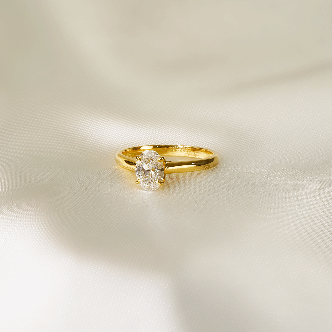 Petal Cathedral Solitaire (Moissanite)