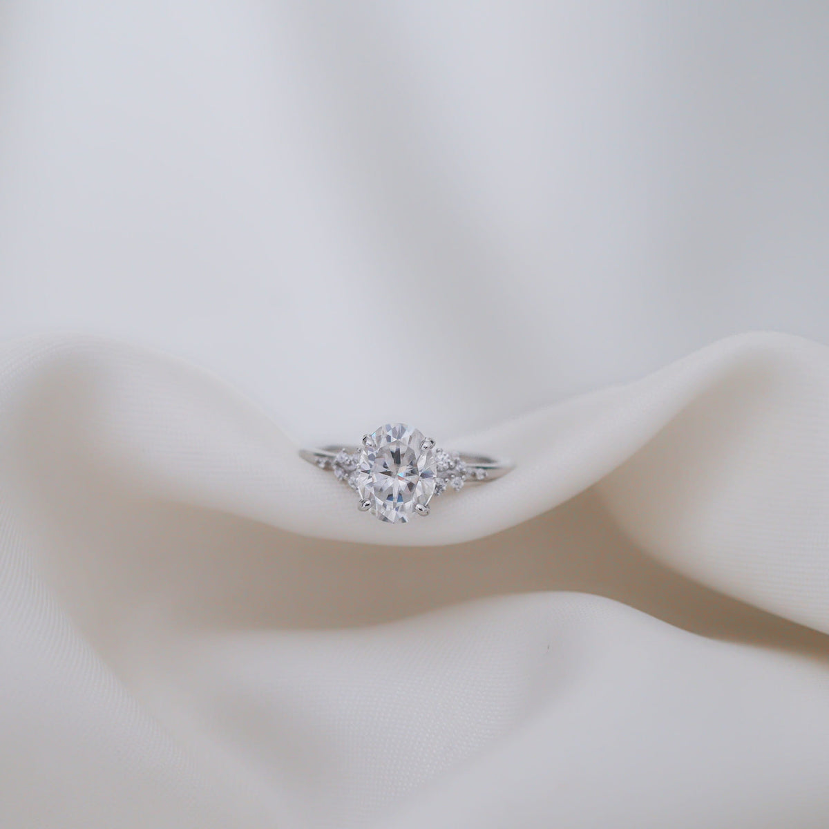 Amelisse Oval Cluster Ring