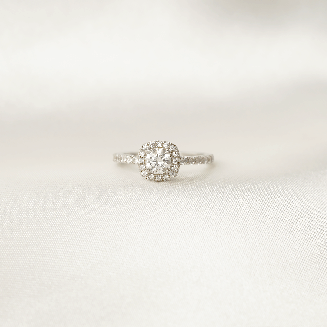 Round Halo Pavé Ring