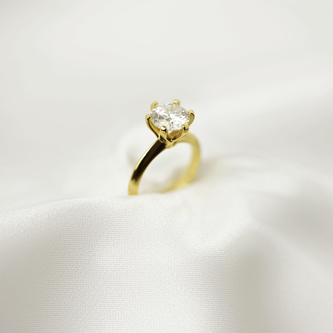 Selene Classic Solitaire Ring