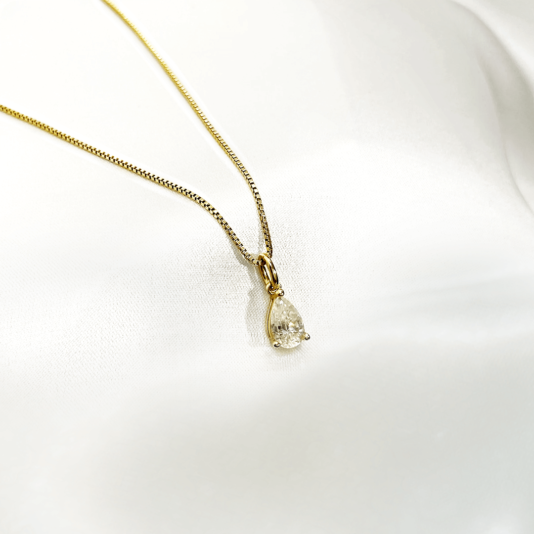 Talia Pear Classic Necklace