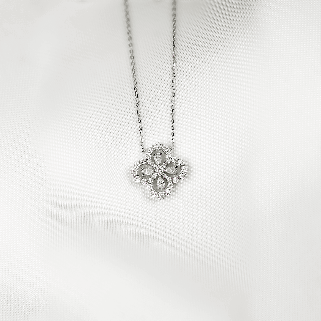 Thalira Clover Necklace