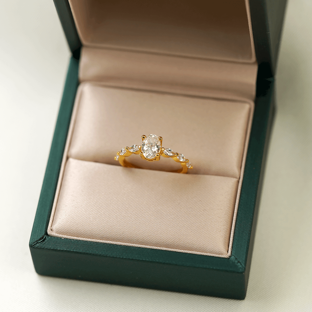 Zerelle Oval Pavé Ring