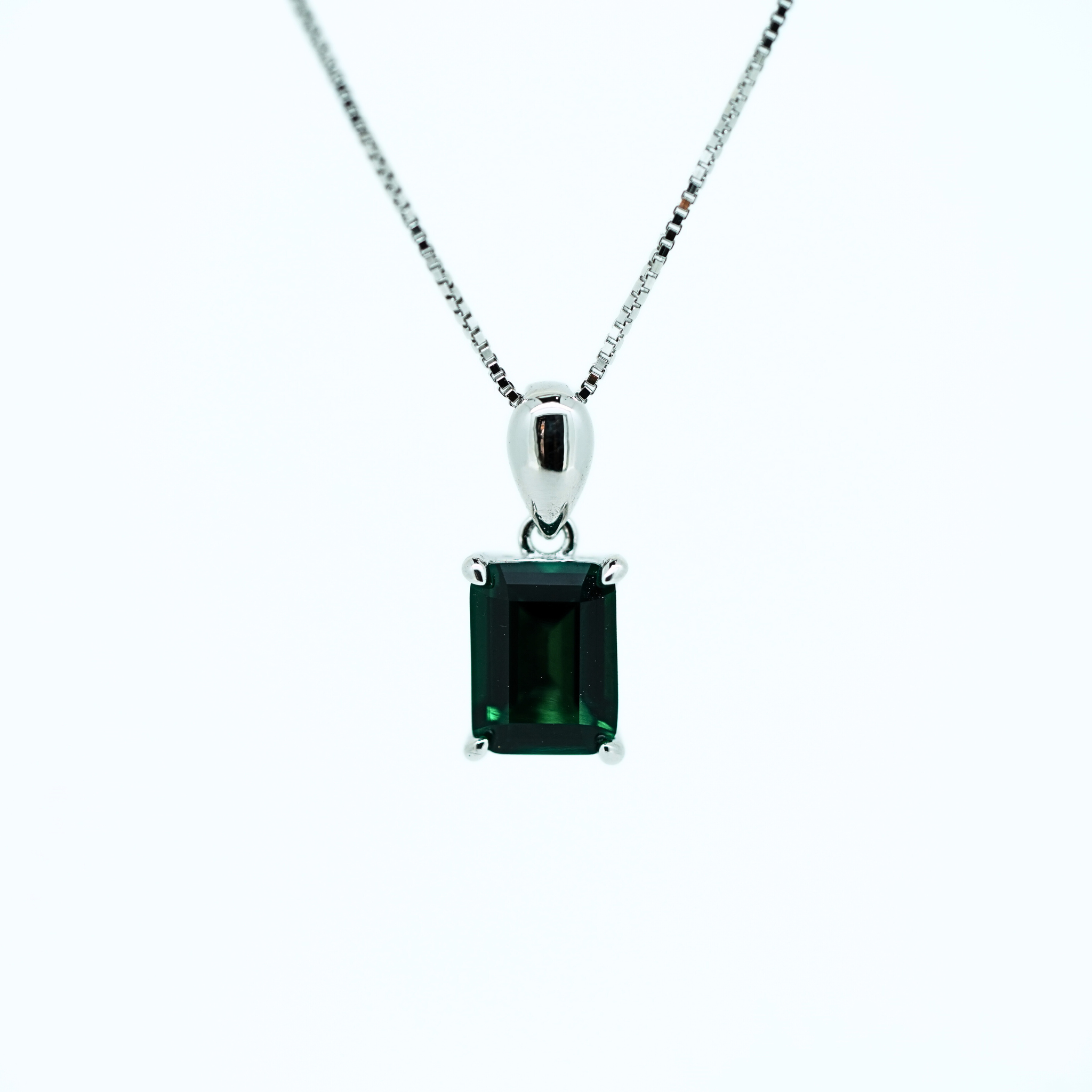 Lab Emerald Classic Necklace